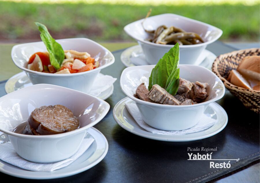 GASTRONOMÍA MOCONÁ 3.jpg